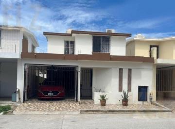 Casa · 174m² · 3 Recámaras · Casa en Jesús Luna Luna
