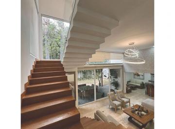 Casa de 4 habitaciones, Zapopan · Casa en Venta en Valle Real
