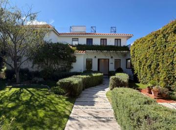 Casa de 4 habitaciones, Pachuca · Venta Hermosa Residencia, Club de Golf Pachuca