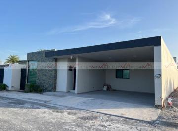 Rancho · 260m² · 2 Recámaras · 2 Estacionamientos · Rancho en Venta en Portal del Norte
