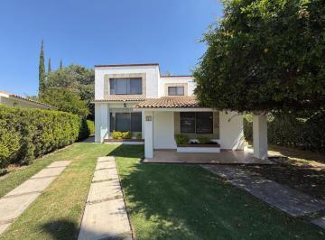 Casa de 3 habitaciones, San Juan del Río · 1.24 Casa en Venta en San Gil