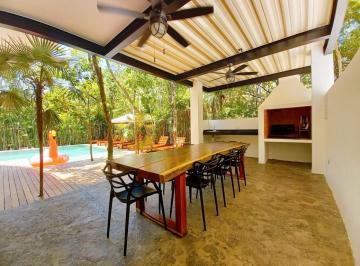Casa · 246m² · 4 Recámaras · 3 Estacionamientos · Casa en Venta, 3 Recamaras, Roof Top, Piscina, Mun Tulum, Tulum.