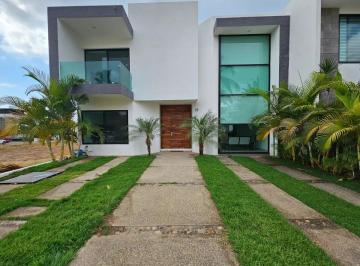 1 · Residencia de Lujo con Amplios Espacios a un Costado de Bucerías | 264 m² | Cruz de Huanacaxtle