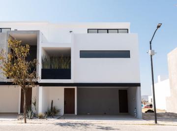 Casa · 3 Recámaras · 2 Estacionamientos · Casa en Venta