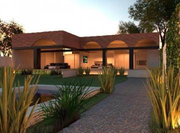 Casa de 4 habitaciones, Cuernavaca · Casa Amplia en Venta en Cuernavaca
