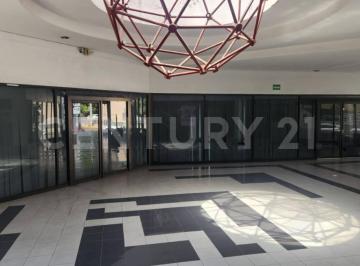 Local comercial · 176m² · 2 Estacionamientos · Local en Renta en El Centro de Colima, Colima