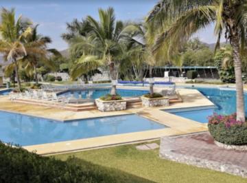 Casa en condominio · 120m² · 3 Recámaras · 1 Estacionamiento · Casa Alta Tension Rinconada de Xochitepec Morelos!