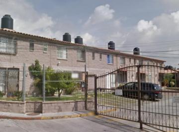 Casa en condominio · 110m² · 3 Recámaras · 1 Estacionamiento · Casa Privada Colorin Chipitlan Morelos!