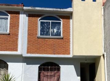 Casa · 77m² · 2 Recámaras · 2 Estacionamientos · Casa en Venta Fraccionamiento El Porvenir Zinacantepec, Estado de México