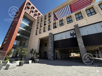 Oficina · 860m² · 21 Estacionamientos · Renta Piso de Oficinas Doble Altura Puerta Bajío, León, Gto.