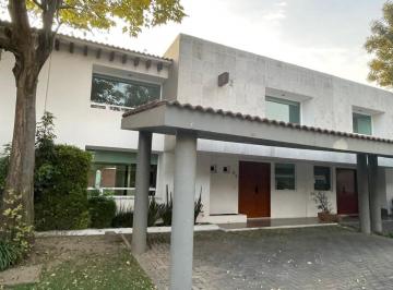 Casa en condominio de 3 habitaciones, Ocoyoacac · Casa en Venta en Bosque de Los Encinos Modelo Encino