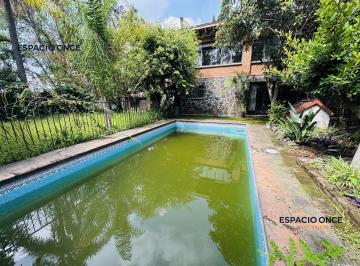 Casa · 598m² · 3 Recámaras · 4 Estacionamientos · Casa en Fraccionamiento Rancho Cortes