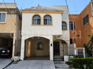Casa · 249m² · 3 Recámaras · 1 Estacionamiento · Casa en Venta en Rincón de Los Alamos, San Nicolás de Los Garza, N. L.