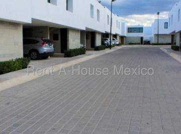 Casa de 3 habitaciones, El Marqués · Casa en Venta en Zibata - Goh1455