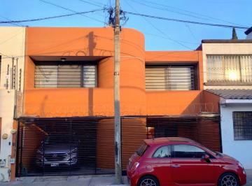 Casa de 3 habitaciones, Querétaro · Casa Venta 3 Recamaras Super Precio en Plazas del Sol 2 Seccion a Solo 7 Min de Centro Sur y Estadio