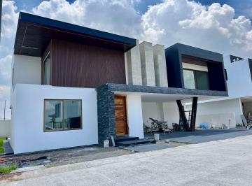 Casa de 4 habitaciones, Metepec · Residencia Inteligente de Lujo en Ex Hacienda San Antonio | Jardín - Seguridad - Confort