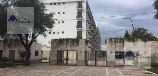 Departamento · 3 Recámaras · 2 Estacionamientos · Departamento - El Mayorazgo