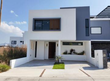 Casa de 3 habitaciones, Corregidora · Casa en Venta en Cañadas del Arroyo, Querétaro