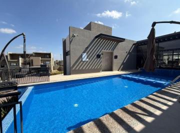 Casa de 3 habitaciones, El Marqués · Casa en Renta en Villa Carriedo, Queretaro