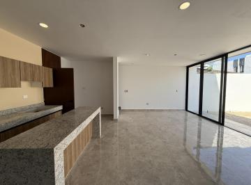 Casa · 193m² · 3 Recámaras · 2 Estacionamientos · Venta de Casa en Privada Yaax Beh Mérida Yucatán Conkal