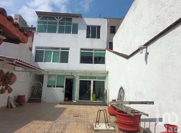 Casa · 393m² · 4 Recámaras · 2 Estacionamientos · Venta de Casa en Portales Sur, Cdmx