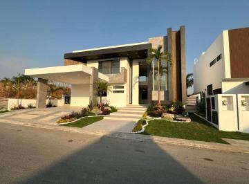 Casa de 4 habitaciones, Atlatlahucan · Casa en Venta en Fraccionamiento Lomas de Cocoyoc Morelos