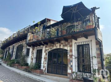 Local comercial · 650m² · 4 Recámaras · Se Renta Plaza Comercial Equipada en Malinalco
