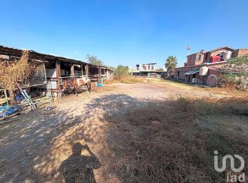 Terreno / Lote · 465m² · Terreno en Venta en Corregidora Queretaro Atras del Frac. Puerta Real