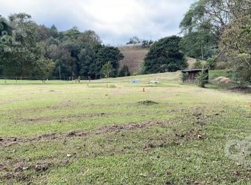 Terreno / Lote · 1800m² · Terreno en Venta en Fraccionamiento Los Toriles