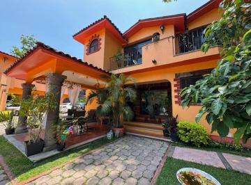 Casa de 3 habitaciones, Cuautla · Condominio de Cuatro Casas.