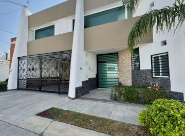 Casa de 3 habitaciones, León · Casa en Venta en Gran Jardin, Zona Norte
