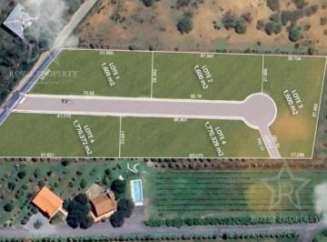 Terreno / Lote · 1600m² · Terreno en Zaragoza