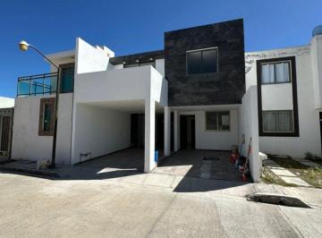 Casa de 3 habitaciones, Mineral de la Reforma · Casa en Venta en Privada Rinconada San Angel