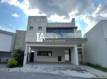 Casa · 399m² · 3 Recámaras · 3 Estacionamientos · Casa La Joya