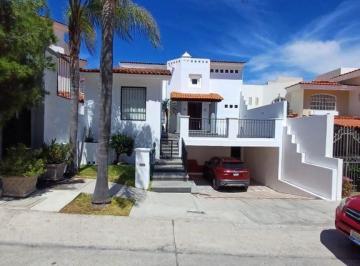 Casa en condominio · 400ha · 4 Recámaras · 2 Estacionamientos · Casa en Venta en Bugambilias 2da Sección