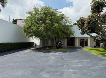 Casa de 3 habitaciones, Zapopan · Casa a La Renta o Venta en Lomas del Valle