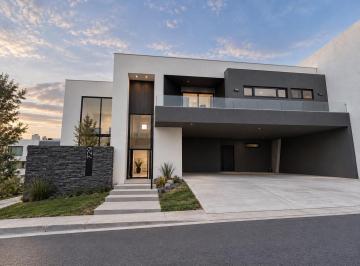 Casa de 4 habitaciones, Santiago · Casa en Venta en Bosques de Las Misiones Sector Encino Carretera Nacional Santiago