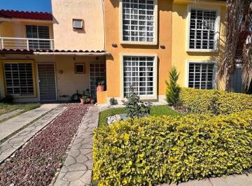 Casa · 2 Recámaras · Casa en Fraccionamiento Amaneceres