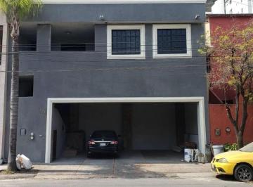 1 · Casa en Renta en Colinas de San Jerónimo
