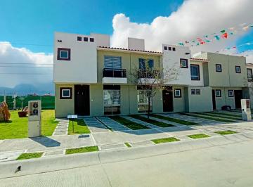 Casa · 90m² · 3 Recámaras · 2 Estacionamientos · Casa en Venta Roble Premium, León, Guanajuato