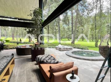 Casa en condominio de 5 habitaciones, Valle de Bravo · Casa en Venta Rancho Avandaro