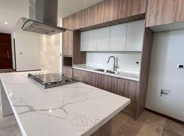 Casa de 3 habitaciones, San Luis Potosí · Casa de Lujo en Venta en Privada Lomas del Pedregal | Terraza | Habitaciones con Baño Propio