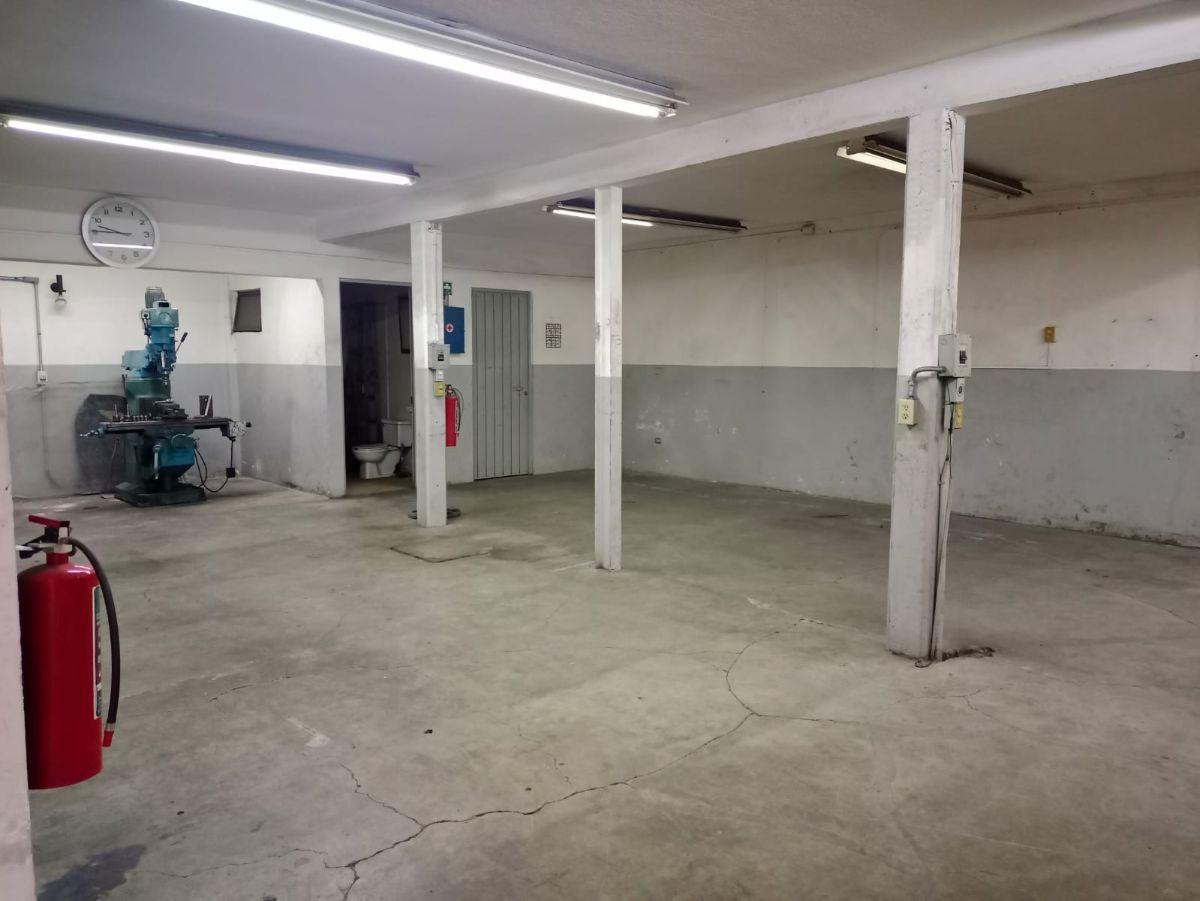 Warehouse or Storage Space for Rent, 286 m², $15,000 — Stadium Area, Highway, Blvd. Zaragoza, Tecnológico Neighborhood