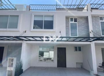 Casa de 3 habitaciones, Cuautlancingo · Casa en Venta en Cuautlancingo de 3 Habitaciones Roof y Jardin