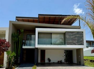 Casa de 5 habitaciones, San Andrés Cholula · Hermosa Casa en Venta en Parque Jalisco
