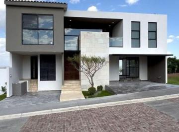 Casa de 4 habitaciones, San Andrés Cholula · Casa en Venta en Gran Reserva en Lomas de Angelopolis
