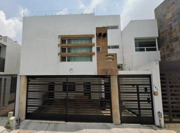 Casa de 3 habitaciones, Monterrey · Rp Casa en Venta en Fracc. de Elite Monterrey Nuevo Leon