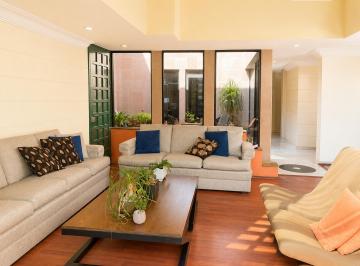 Casa de 3 habitaciones, Miguel Hidalgo · Residencia de Lujo con Departamento Independiente en Bosque de Las Lomas