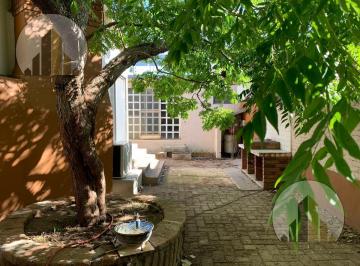 Casa · 276m² · 2 Recámaras · 2 Estacionamientos · Casa en Venta de Una Planta en Chihuahua, Chih.