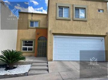 Casa · 191m² · 3 Recámaras · 2 Estacionamientos · Casa en Venta en Cordilleras